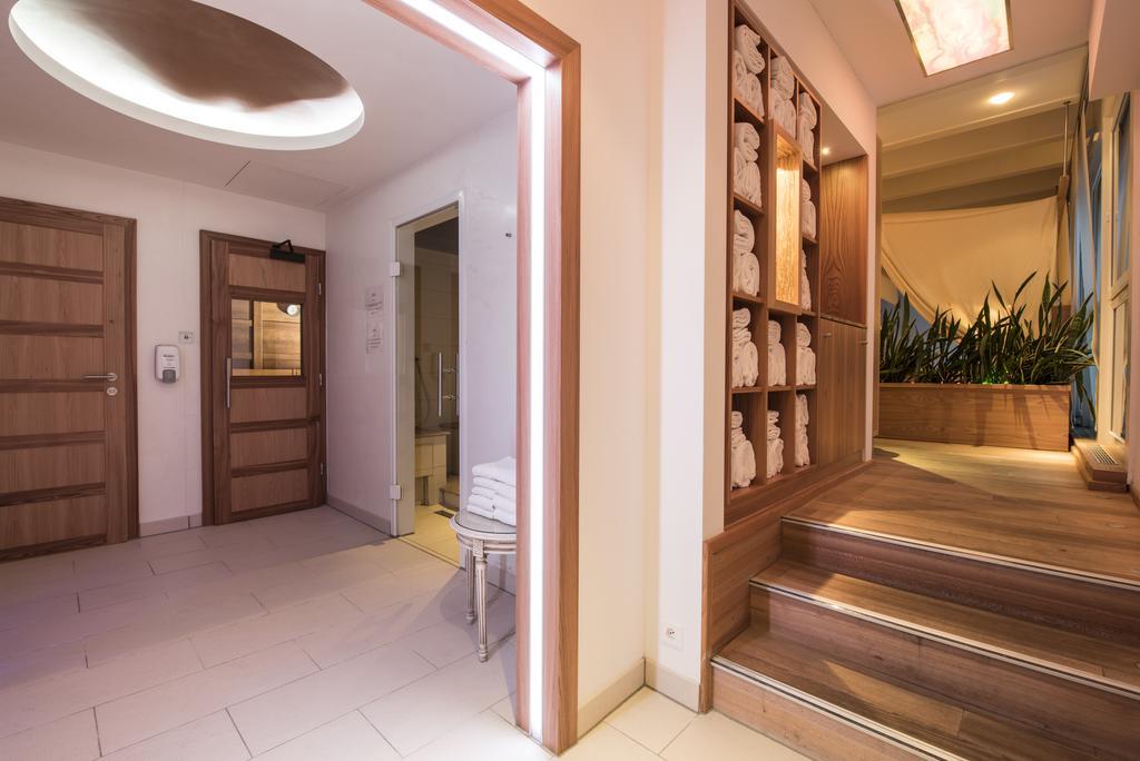 Posthotel Holiday Villa أروسا المظهر الخارجي الصورة