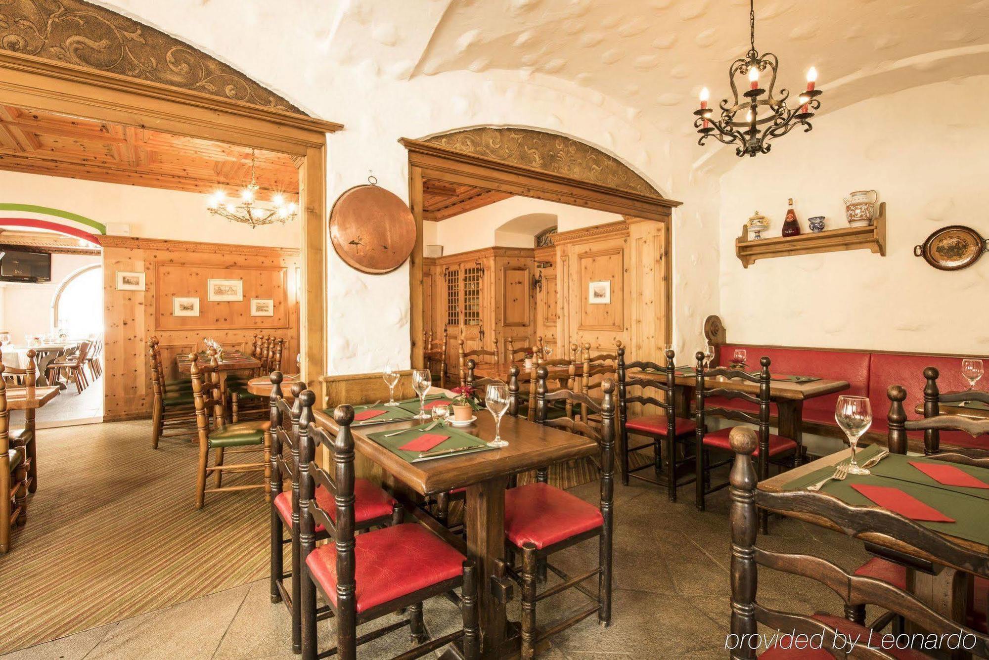 Posthotel Holiday Villa أروسا المظهر الخارجي الصورة