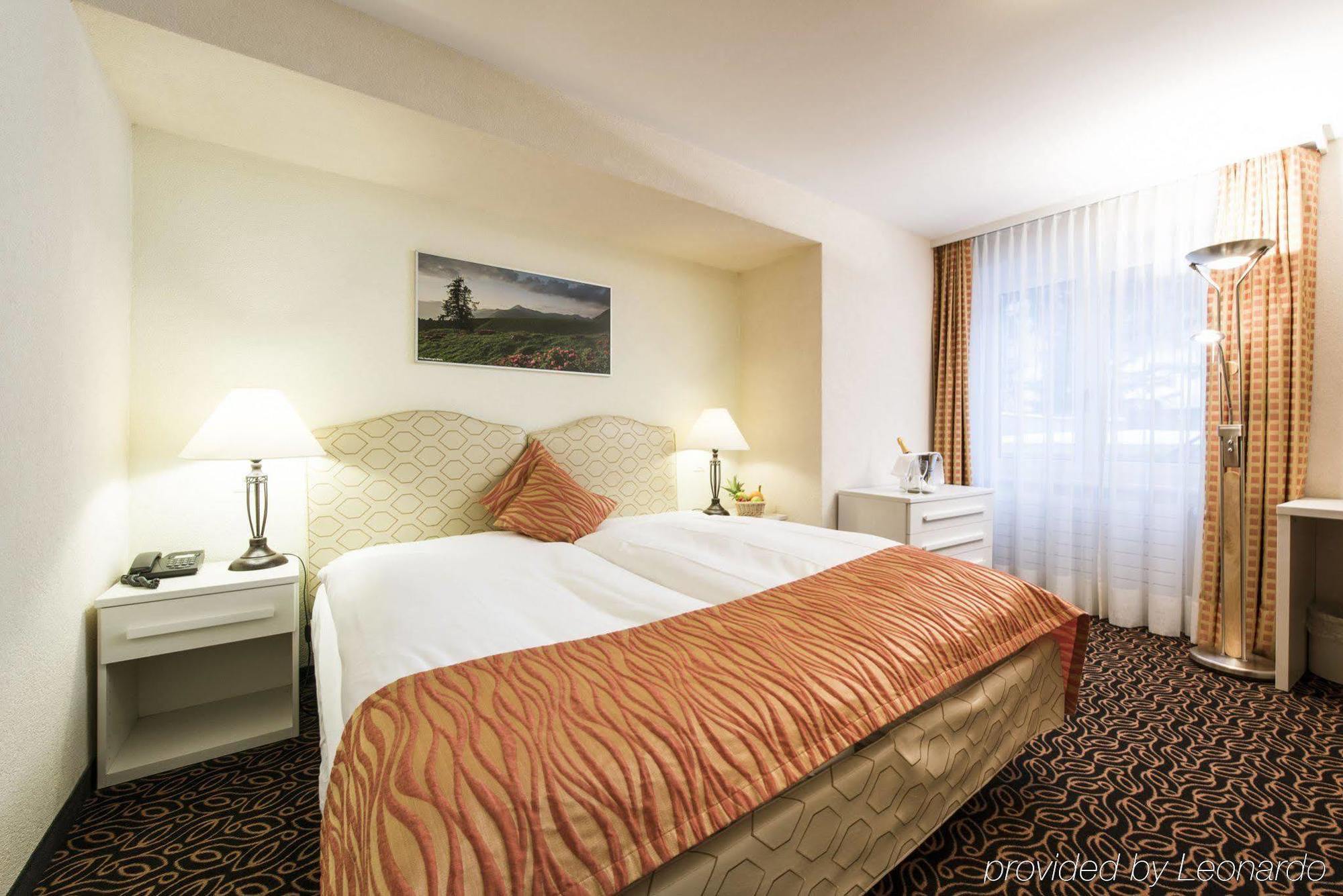 Posthotel Holiday Villa أروسا المظهر الخارجي الصورة