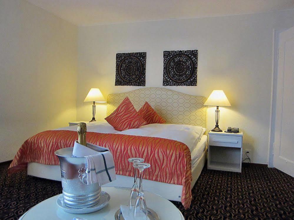 Posthotel Holiday Villa أروسا الغرفة الصورة